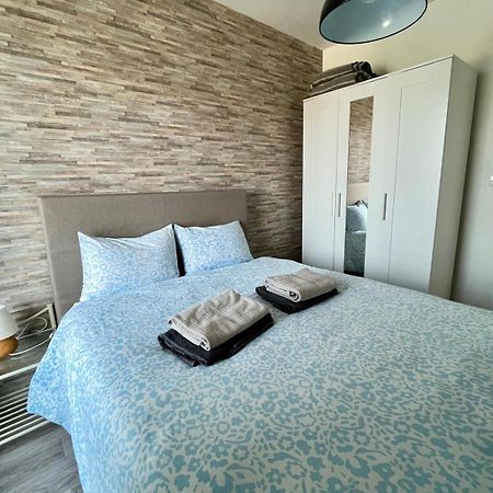 Appartement Vue Mer Et Marina, Loggia - Parking Courseulles-sur-Mer Exteriér fotografie