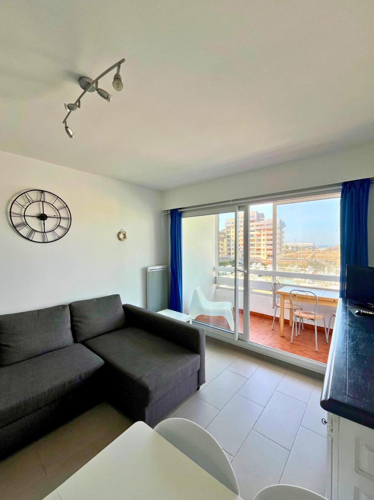 Appartement Vue Mer Et Marina, Loggia - Parking Courseulles-sur-Mer Exteriér fotografie