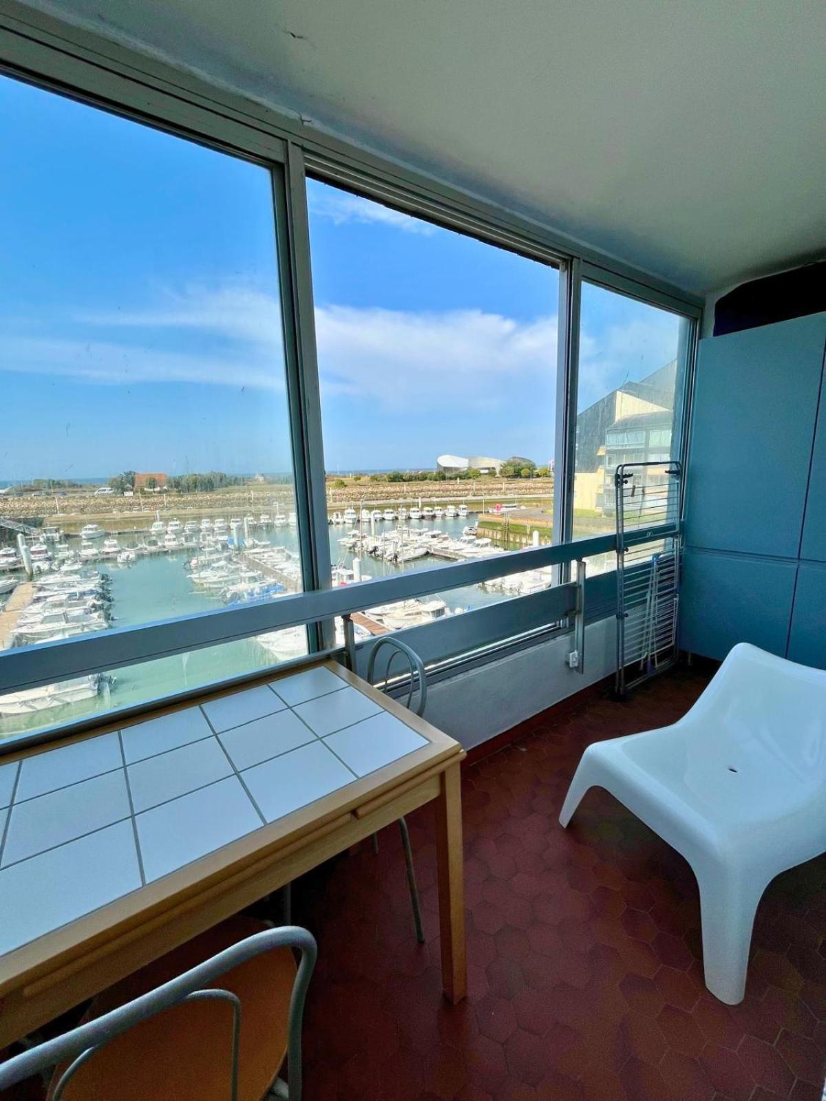 Appartement Vue Mer Et Marina, Loggia - Parking Courseulles-sur-Mer Exteriér fotografie